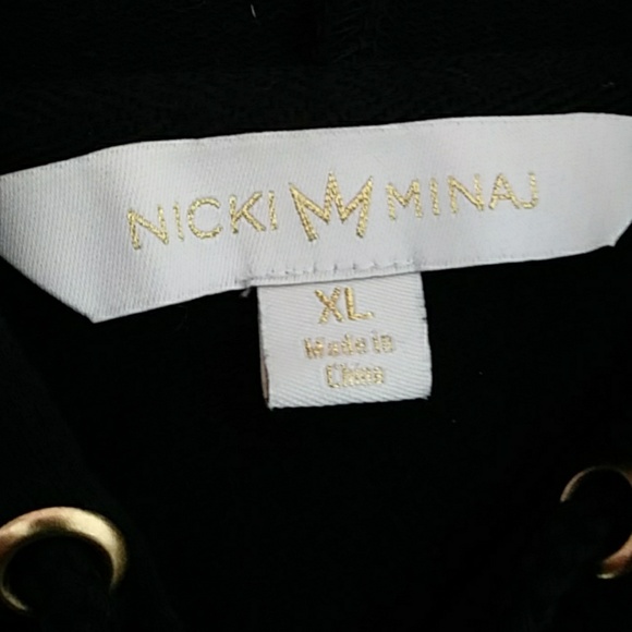 Sweater - Picture 3 of 3